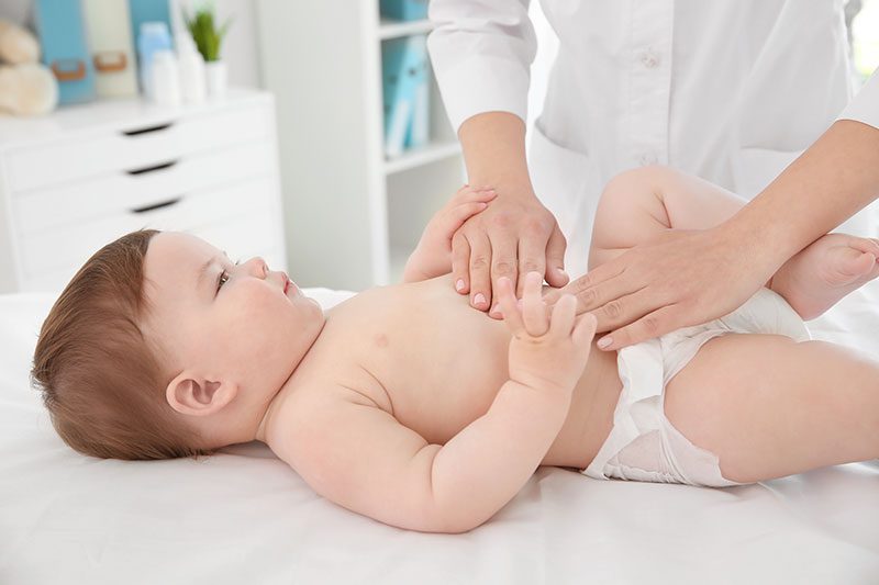 Séance de kinésithérapie respiratoire au Cabinet Kanza Izarane